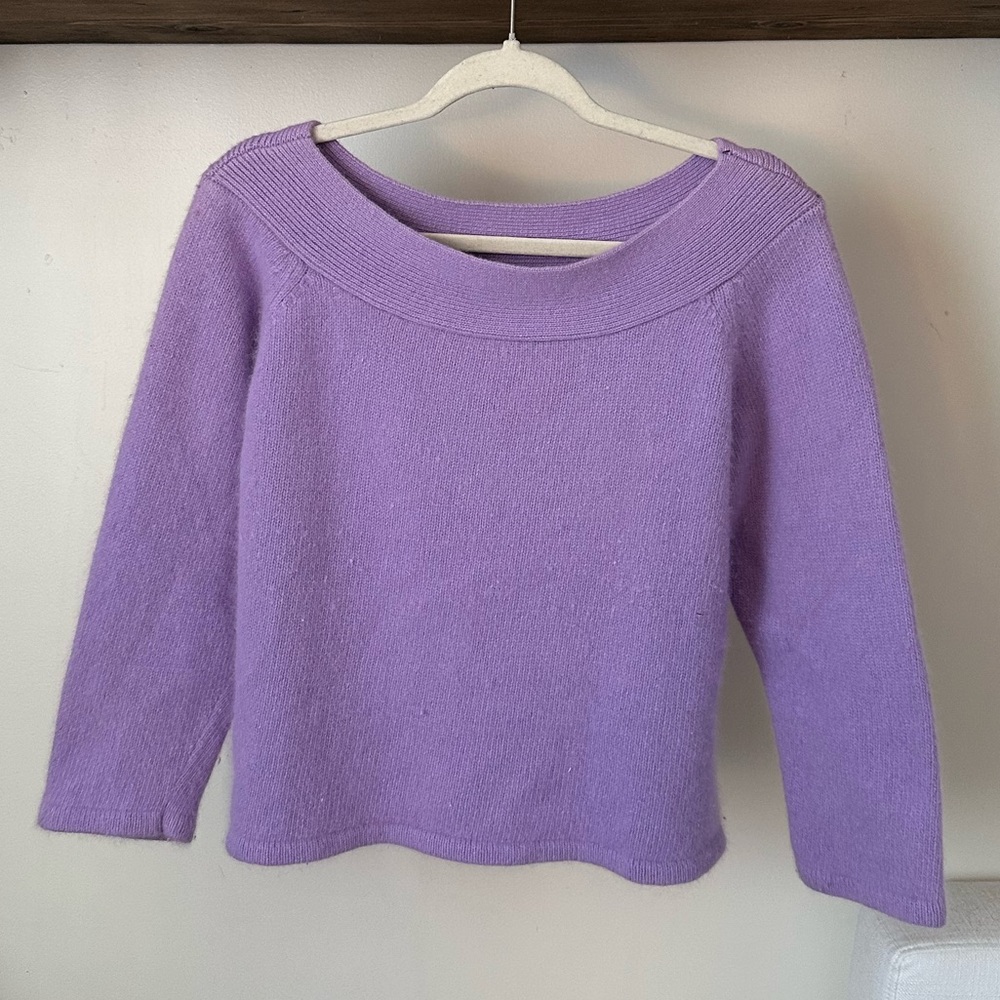 Boatneck sweater